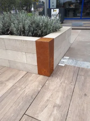 Afbeelding #2: Stapelblok afdek hoek 15x15x43 cm Corten